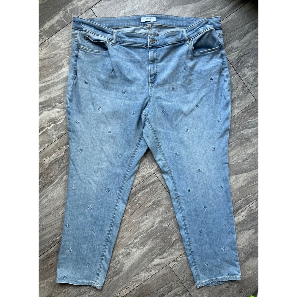 LOFT Plus Jeans Womens 22 Light Wash Embroidered Floral Ankle Stretch Denim 0361